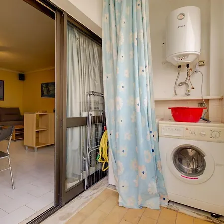 Praia Da Rocha Sleeps 4 With Pool And Wifi פורטימאו